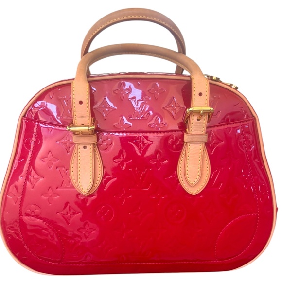 Louis Vuitton Handbags - Louis Vuitton Vernis Summit Drive Hand Bag